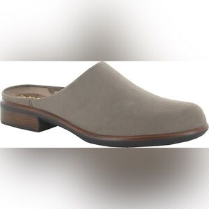 Naot women’s lodos slip on mules size 37 (size 6-6.5)